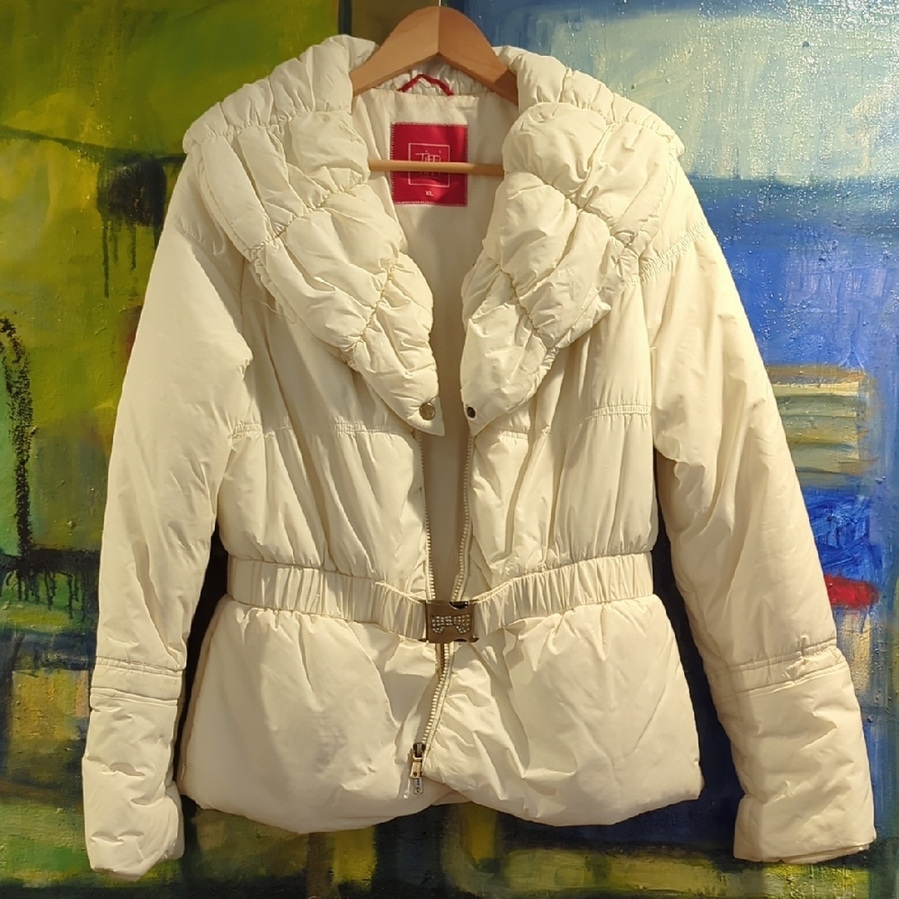 TiFFi Wjnter White Puffer Jacket With Studded Buckle Detail Women's XL